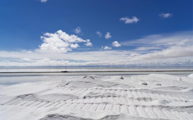 西藏首个盐湖提锂项目成功落地！