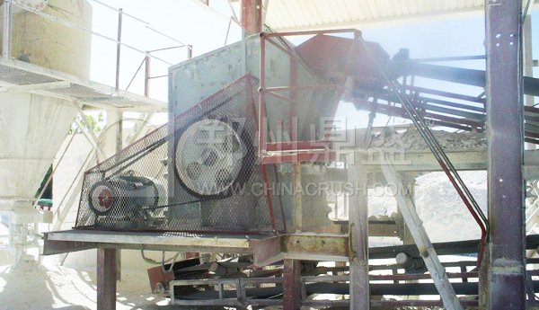 图：DPX35单段细碎机作业于南非硅酸盐破碎生产线