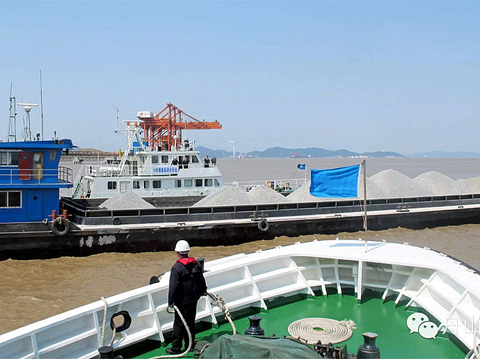 互联网+砂石管理模式，泰州海事局开发砂石船舶报告程序