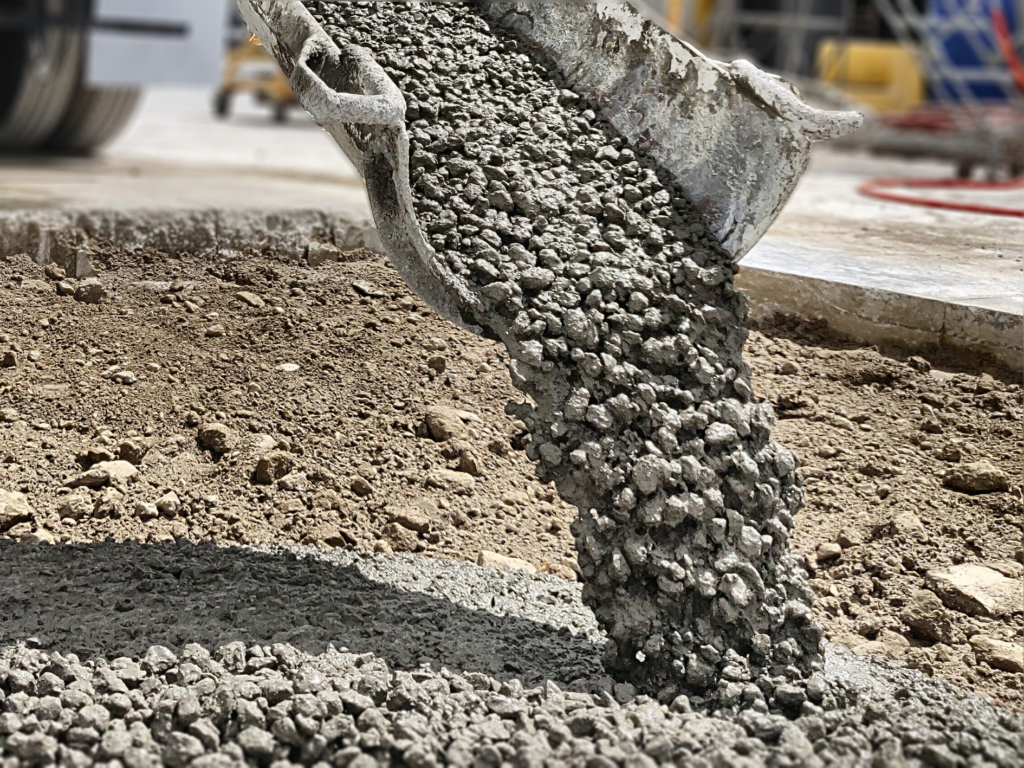 石粉对混凝土影响大，混凝土中混合多少机制砂、石粉才合理？