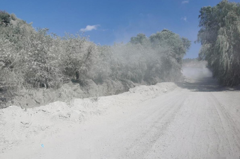 哈尔滨市阿城区诚石磊采石公司等多家采石企业扬尘污染严重