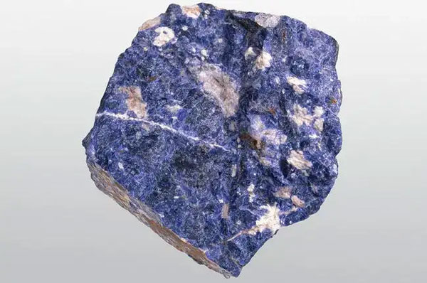 最新研究表明紫方钠石可能应用于X射线成像领域