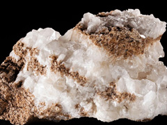法硼钙石