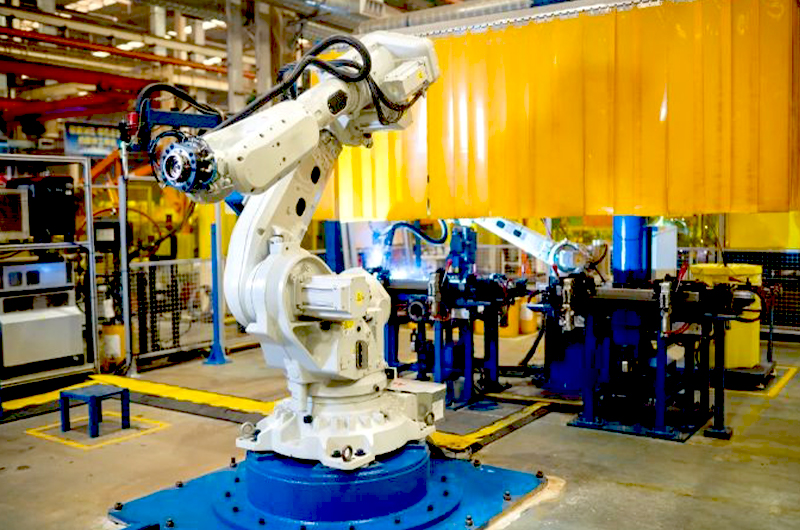 徐工集团《华尔街日报》聚焦徐工：中国工厂加速推进机器人技术