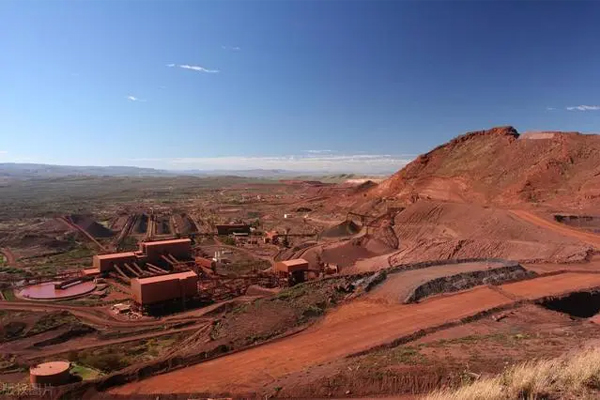 西澳州海顿项目发现埋藏浅、品味高的稀土矿