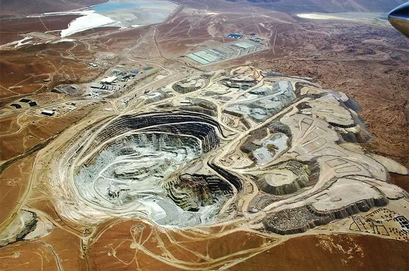 美西公司：加拿大斯托姆项目见层控型铜矿