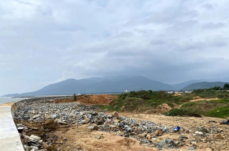海南省建立新旧采矿用地挂钩制度，规范采矿用地
