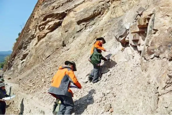河南省第一地质矿产调查院2022年探明大中型矿产地10处