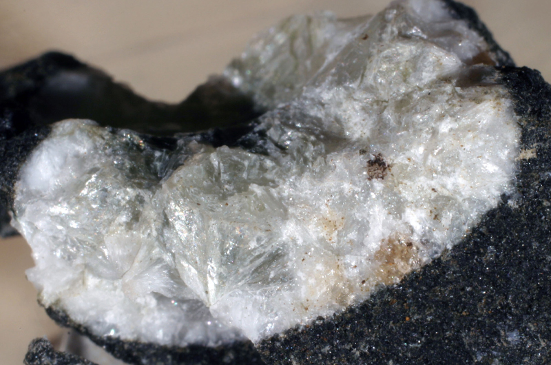 水硅钙钾石