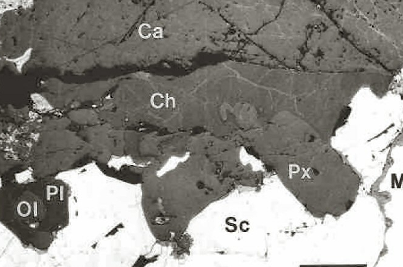 陨磷镁钙钠石