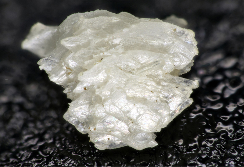 水硼钙石