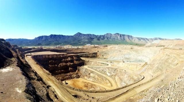赤峰黄金和厦门钨业拟收购老挝稀土矿
