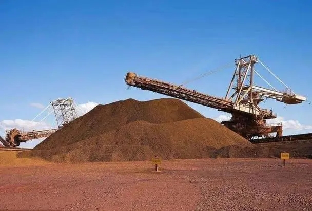 今年第一批钨矿开采指标收紧，有公司率先上调钨矿报价