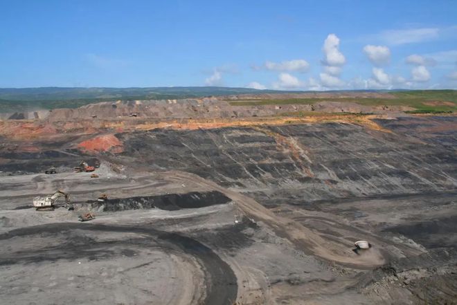 哥伦比亚将停发露天采矿许可证